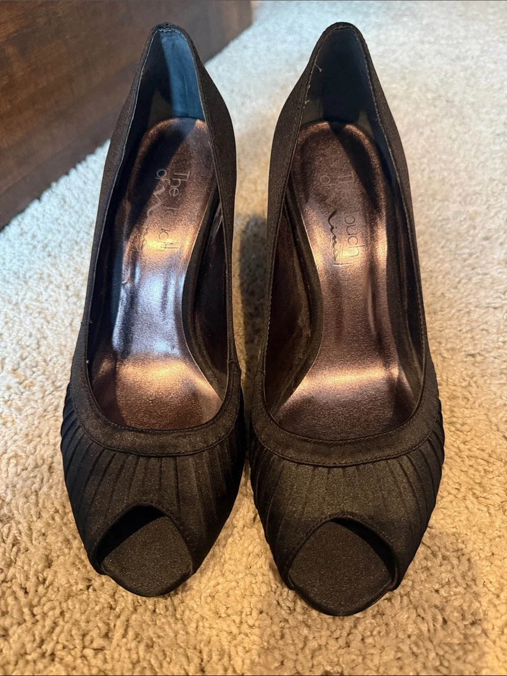 Black Peep-Toe Pleated Satin Pumps - Women